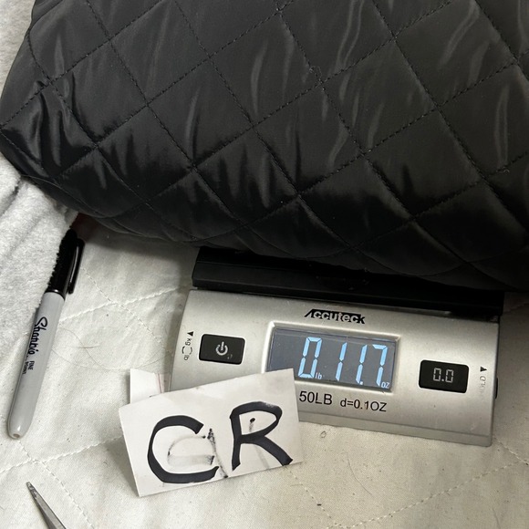 New Soft Surroundings Snowline diamond quilted crossover puffer vest in black 1X - Picture 8 of 8